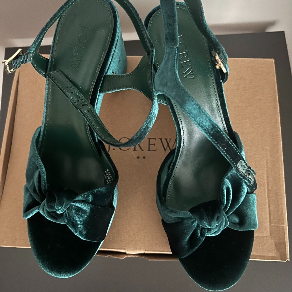 Emerald green velvet strappy platform sandals heels - J.Crew Factory. Size 9